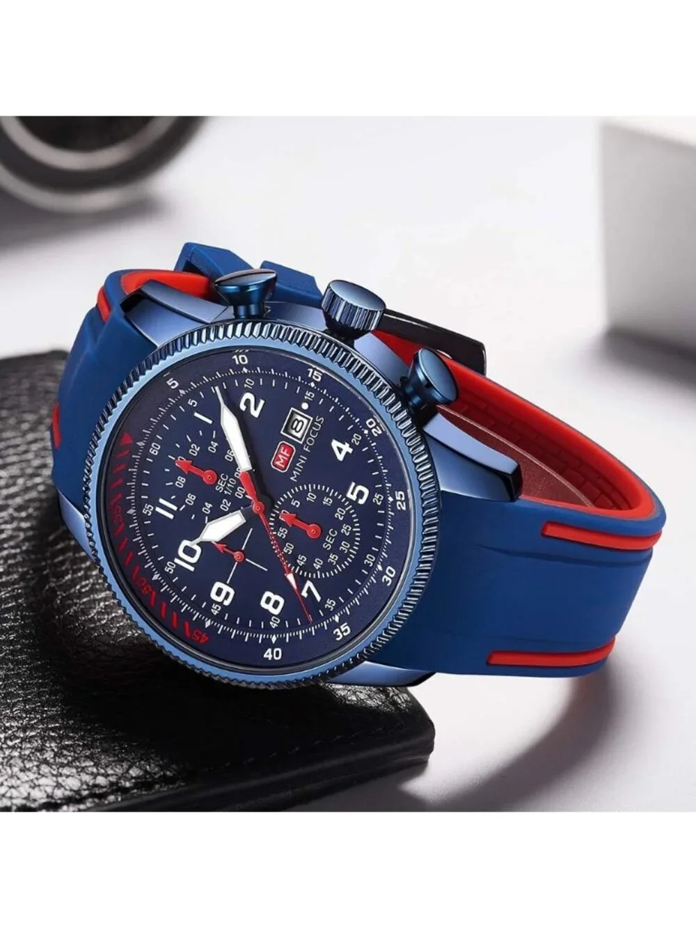 Men's Blue And Red Analog Waterproof Chronograph Classic Stylish Casual Watch